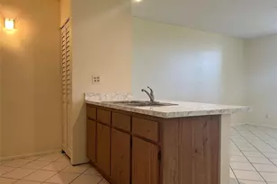 2401 Riverside Dr, Coral Springs, FL 33065 - Photo 7