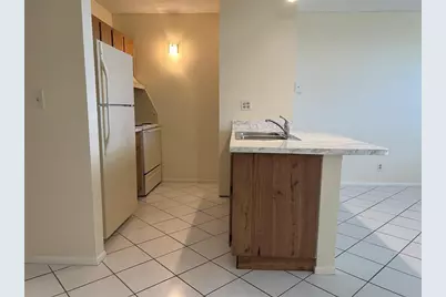 2401 Riverside Drive #308, Coral Springs, FL 33065 - Photo 3