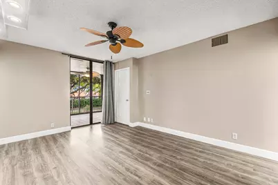 8553 W Boca Glades Blvd Boulevard W #G, Boca Raton, FL 33434 - Photo 21