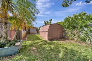 831 NW 39th St, Oakland Park, FL 33309 - Photo 33