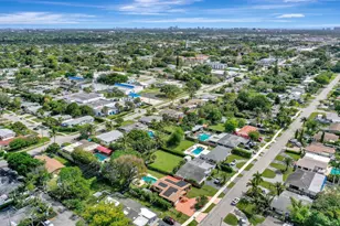 831 NW 39th St, Oakland Park, FL 33309 - Photo 39