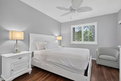 236 Village Boulevard, Tequesta, FL 33469 - Photo 9