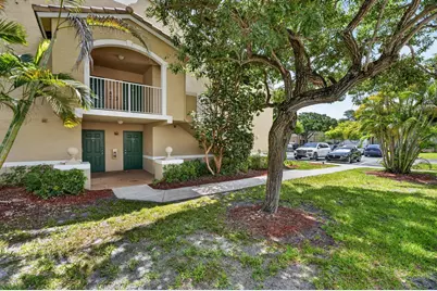236 Village Boulevard, Tequesta, FL 33469 - Photo 1