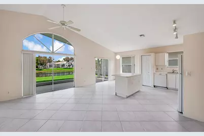 9512 Honeybell Circle, Boynton Beach, FL 33437 - Photo 13