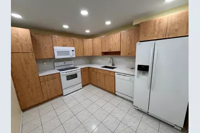 901 Cypress Terrace #103, Pompano Beach, FL 33069 - Photo 5