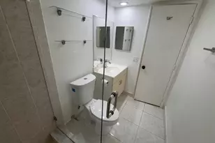 901 Cypress Terrace, Pompano Beach, FL 33069 - Photo 21