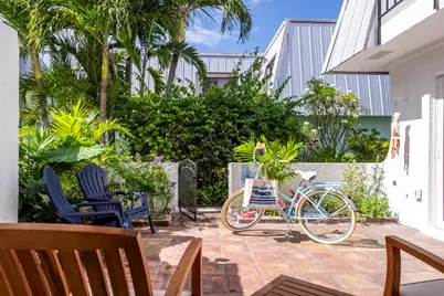 106 Linda Lane #4, Palm Beach Shores, FL 33404 - Photo 5