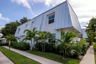 106 Linda Ln, Palm Beach Shores, FL 33404 - Photo 9