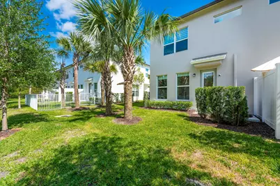 6082 Carre Way, Greenacres, FL 33415 - Photo 59