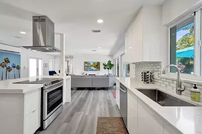 1743 NE 26th Drive, Wilton Manors, FL 33334 - Photo 15