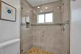 1743 NE 26th Dr, Wilton Manors, FL 33334 - Photo 19