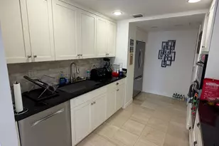 1581 Brickell Ave, Miami, FL 33129 - Photo 11