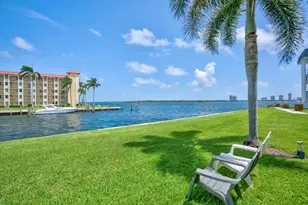 111 Shore Ct, North Palm Beach, FL 33408 - Photo 1