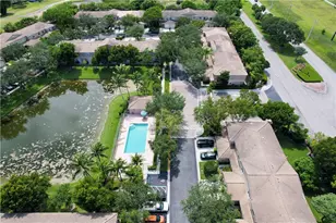8549 W Southgate Shores Cir, Tamarac, FL 33321 - Photo 25