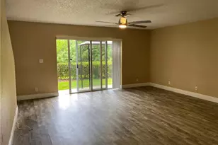 8549 W Southgate Shores Cir, Tamarac, FL 33321 - Photo 5