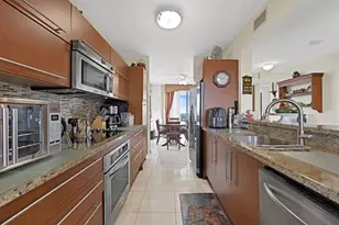 2641 N Flamingo Rd, Sunrise, FL 33323 - Photo 27