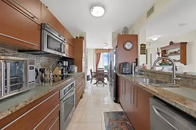 2641 N Flamingo Road #2108 N, Plantation, FL 33323 - Photo 27