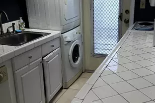 1005 SE 15th Street SE, Fort Lauderdale, FL 33316 - Photo 5