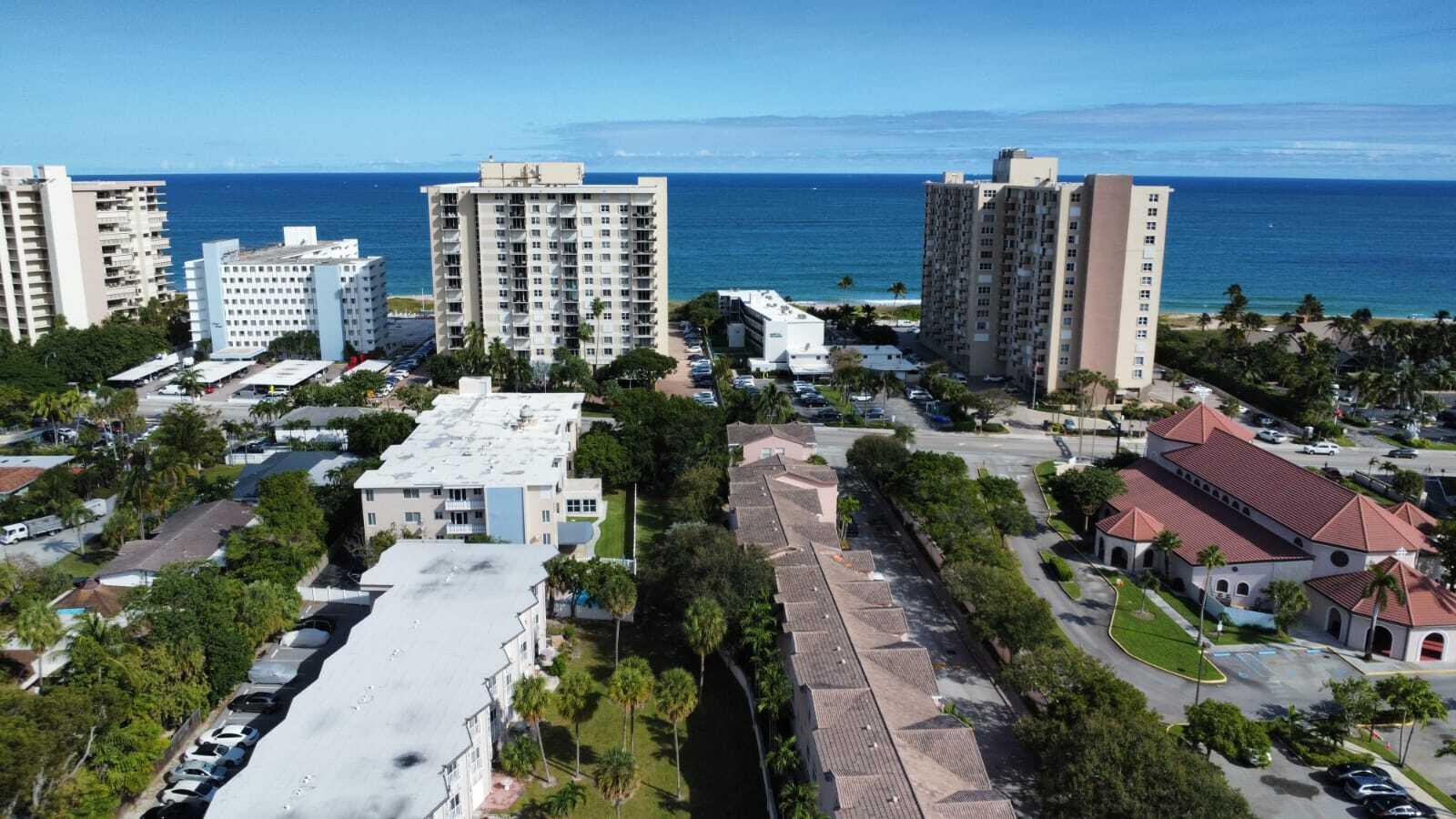 1967 S Ocean Blvd #221d main architectural view