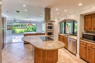 1 Balfour Rd E, Palm Beach Gardens, FL 33418 - Photo 11