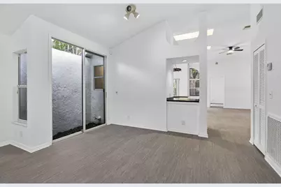 12709 White Coral Drive, Wellington, FL 33414 - Photo 11