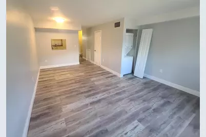 633 NE 2nd Avenue #14, Fort Lauderdale, FL 33304 - Photo 3