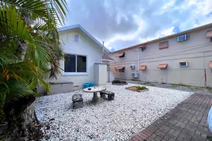 1909 Monroe St, Hollywood, FL 33020 - Photo 21