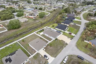 681 SW Millard Dr, Port Saint Lucie, FL 34953 - Photo 69
