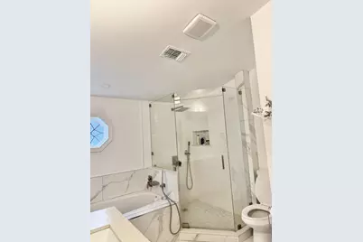 135 Parkside Court, Coconut Creek, FL 33073 - Photo 11