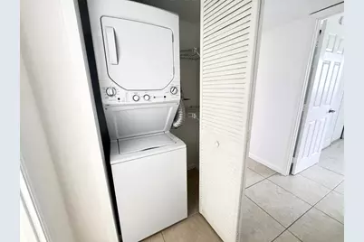 500 SE 2nd Avenue #22, Deerfield Beach, FL 33441 - Photo 11