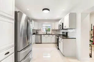 3179 Melaleuca Rd, West Palm Beach, FL 33406 - Photo 27