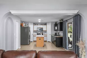 2141 SE Wald St, Port Saint Lucie, FL 34984 - Photo 5