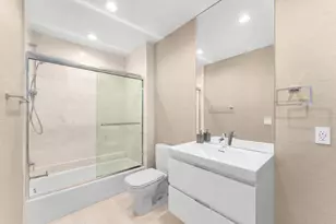 17301 Biscayne Blvd, North Miami Beach, FL 33160 - Photo 31