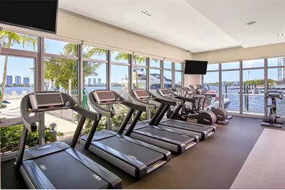 17301 Biscayne Boulevard #Ph-7, North Miami Beach, FL 33160 - Photo 53