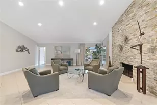 2445 Lakes Dr, Deerfield Beach, FL 33442 - Photo 3