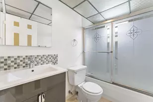 877 Flanders S, Delray Beach, FL 33484 - Photo 17