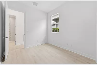 140 SE Via Tirso, Port Saint Lucie, FL 34952 - Photo 21