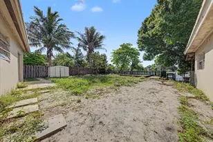 4410 SW 30th St, West Park, FL 33023 - Photo 33