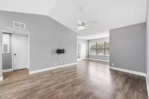 2900 S University Dr, Davie, FL 33328 - Photo 1