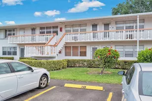 349 Camden O, West Palm Beach, FL 33417 - Photo 5