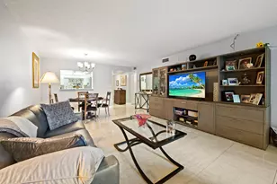 9330 Sunrise Lakes Blvd, Sunrise, FL 33322 - Photo 9