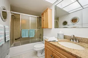 9330 Sunrise Lakes Blvd, Sunrise, FL 33322 - Photo 17