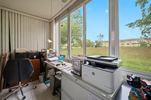 9330 Sunrise Lakes Blvd, Sunrise, FL 33322 - Photo 19