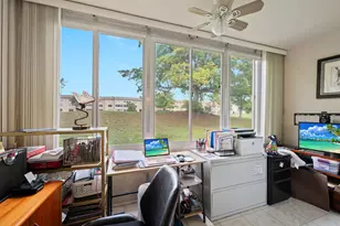 9330 Sunrise Lakes Blvd, Sunrise, FL 33322 - Photo 17