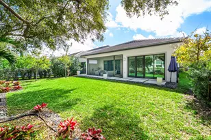 3069 Safflower Cir, West Palm Beach, FL 33401 - Photo 13