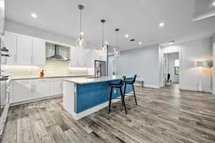 3069 Safflower Cir, West Palm Beach, FL 33401 - Photo 9