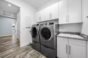 3069 Safflower Cir, West Palm Beach, FL 33401 - Photo 19