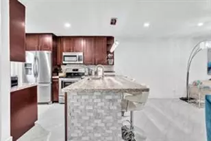 4025 N Federal Hwy, Oakland Park, FL 33308 - Photo 13