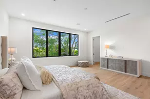 2406 NE 13th Ct, Fort Lauderdale, FL 33304 - Photo 55