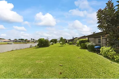 8495 Lake Point Court, Lake Worth, FL 33467 - Photo 29